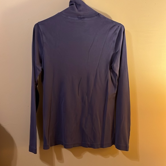 Duluth Trading Co turtleneck - Picture 3 of 3